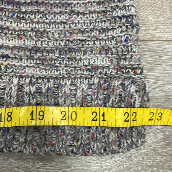 Faded Glory Speckled Gray Knit Sweater XL (16-18) - Picture 6 of 14